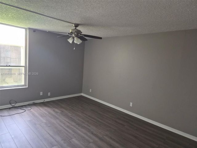 7175 Orange Drive 203H, Davie, FL 33314