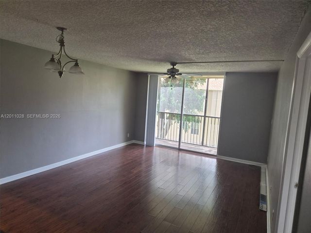 7175 Orange Drive 203H, Davie, FL 33314