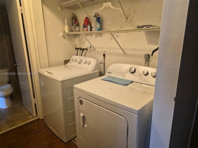 7175 Orange Drive 203H, Davie, FL 33314