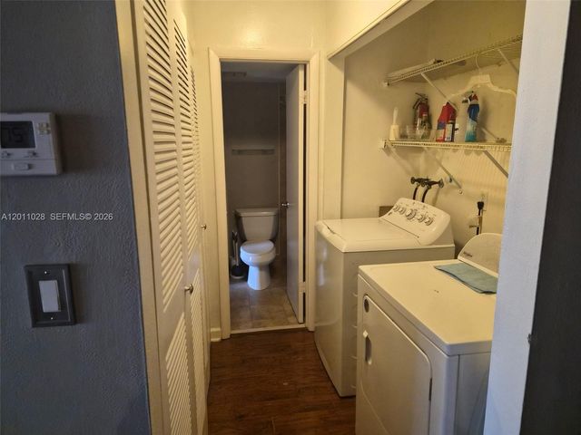 7175 Orange Drive 203H, Davie, FL 33314