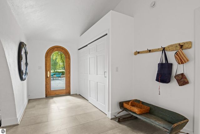 2488 W Trumbull Road, Maple City, MI 49664