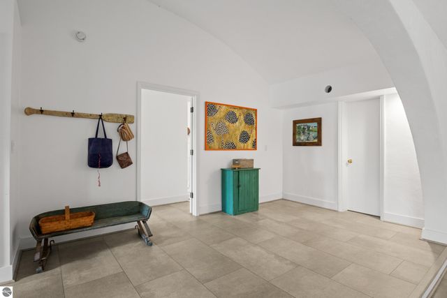 2488 W Trumbull Road, Maple City, MI 49664