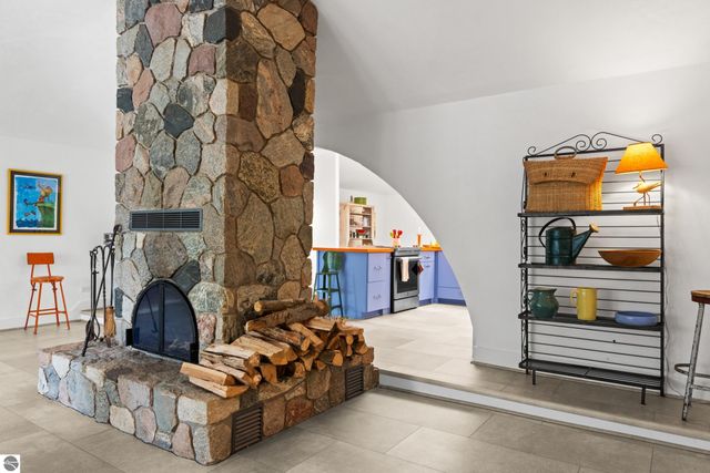 2488 W Trumbull Road, Maple City, MI 49664