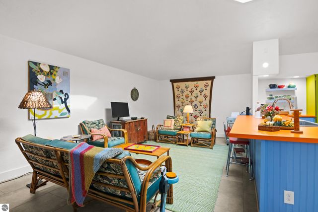 2488 W Trumbull Road, Maple City, MI 49664