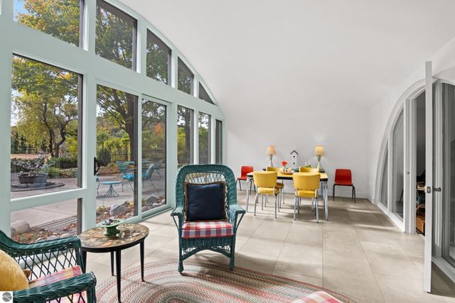 2488 W Trumbull Road, Maple City, MI 49664