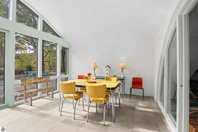 2488 W Trumbull Road, Maple City, MI 49664