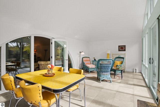 2488 W Trumbull Road, Maple City, MI 49664