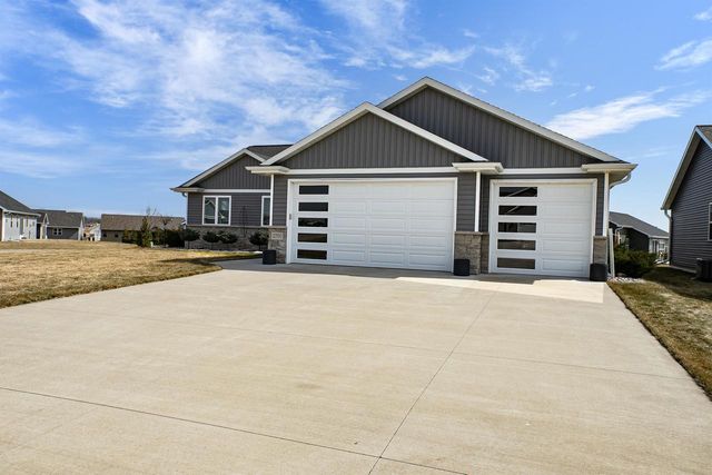 2701 W FALLEN OAK DRIVE, Appleton, WI 54913