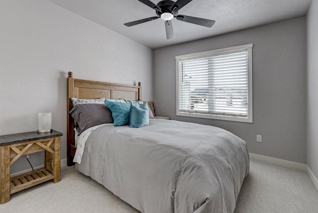 2701 W FALLEN OAK DRIVE, Appleton, WI 54913