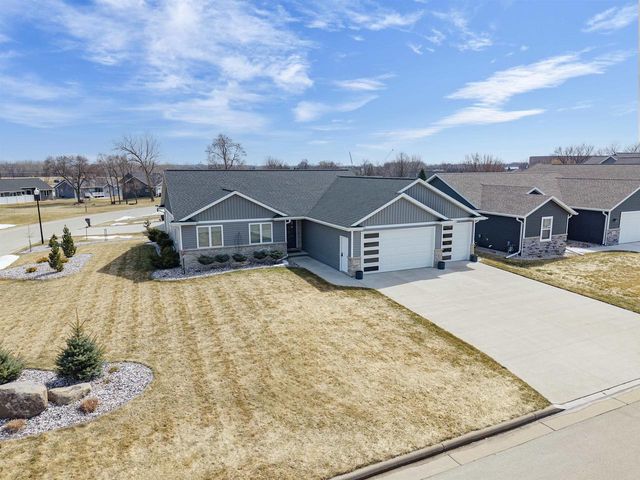 2701 W FALLEN OAK DRIVE, Appleton, WI 54913
