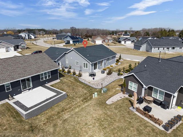 2701 W FALLEN OAK DRIVE, Appleton, WI 54913