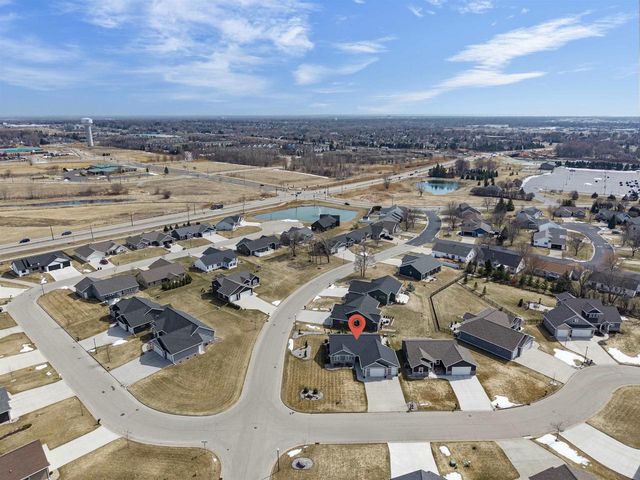 2701 W FALLEN OAK DRIVE, Appleton, WI 54913