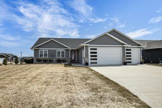 2701 W FALLEN OAK DRIVE, Appleton, WI 54913