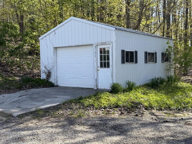 2290 E Warren Road, Shelby, MI 49455