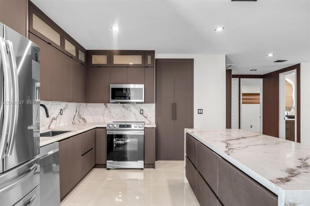 7920 SW 132nd St 0, Pinecrest, FL 33156