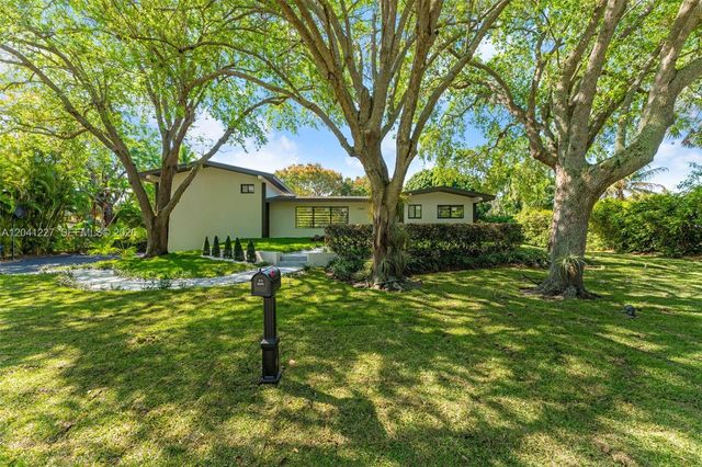 7920 SW 132nd St 0, Pinecrest, FL 33156