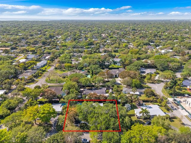 7920 SW 132nd St 0, Pinecrest, FL 33156