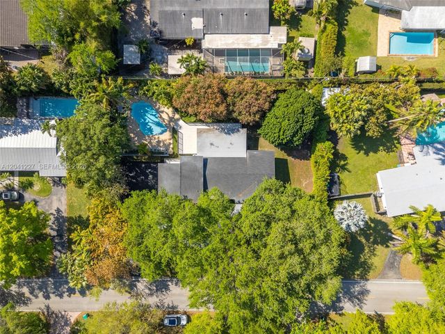 7920 SW 132nd St 0, Pinecrest, FL 33156