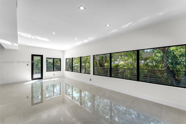 7920 SW 132nd St 0, Pinecrest, FL 33156