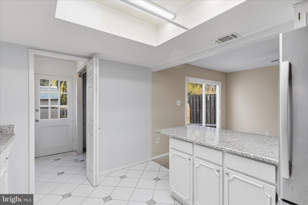 Image 11 of property listing at 12774 MIDWOOD LN, Bowie, MD 20715