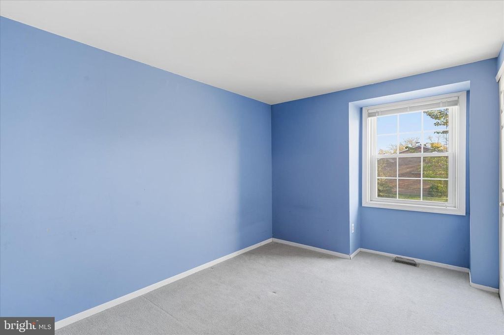 Image 13 of property listing at 12774 MIDWOOD LN, Bowie, MD 20715