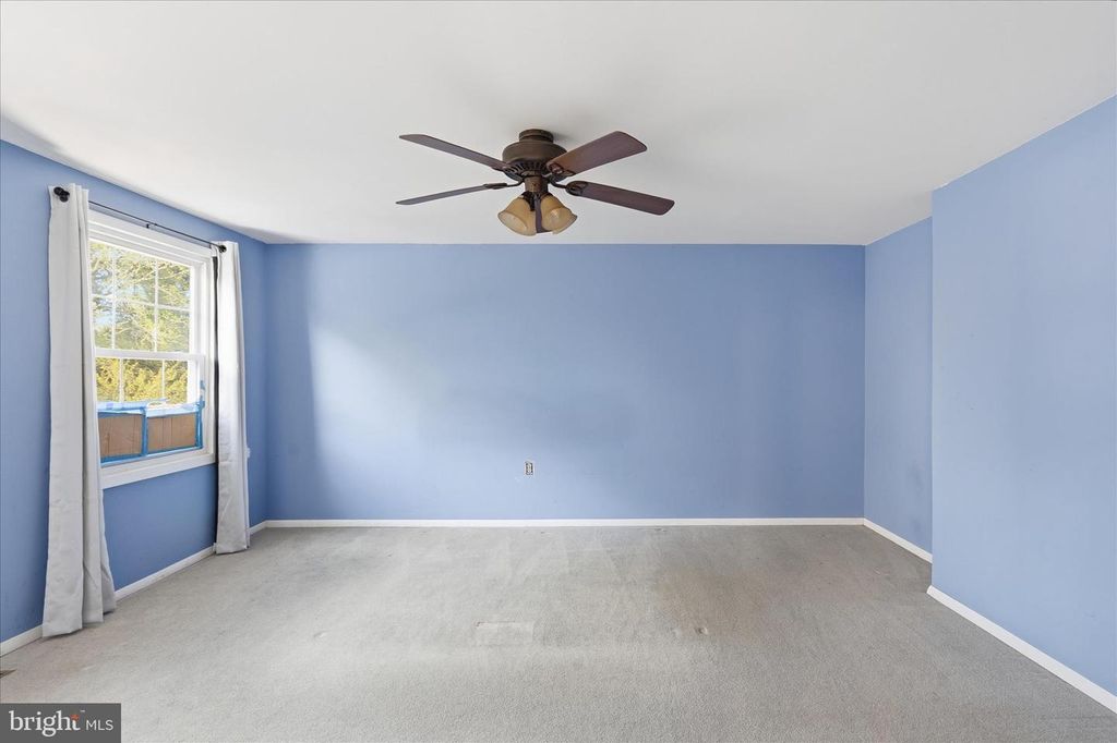 Image 15 of property listing at 12774 MIDWOOD LN, Bowie, MD 20715