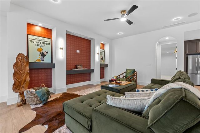 429 Sparkling Water Circle, Sunrise Beach, MO 65079