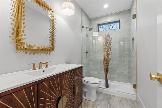 429 Sparkling Water Circle, Sunrise Beach, MO 65079