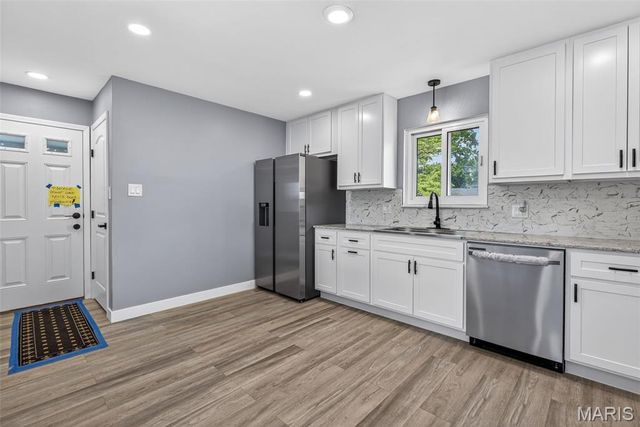 5211 Hunning Road, High Ridge, MO 63049