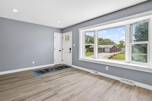 5211 Hunning Road, High Ridge, MO 63049