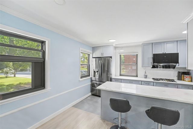 15-34 160th Street 635, Whitestone, NY 11357