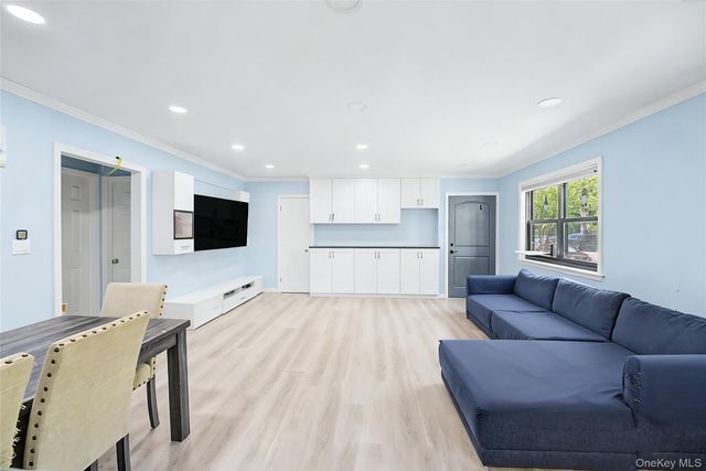 15-34 160th Street 635, Whitestone, NY 11357