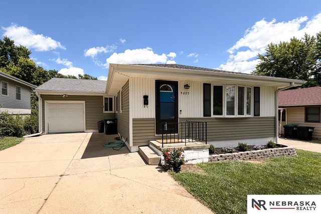 4605 N 55th Street, Omaha, NE 68104