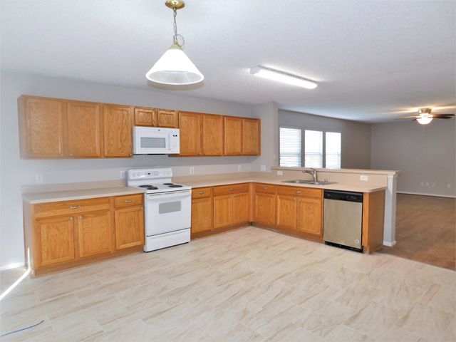 1404 Wenatchee Drive, Krum, TX 76249