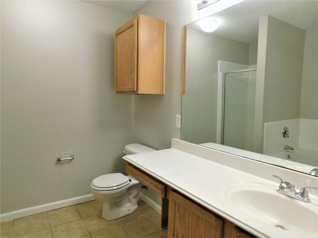 1404 Wenatchee Drive, Krum, TX 76249