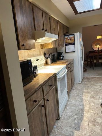 9 Setting Sun Trail, Ormond Beach, FL 32174