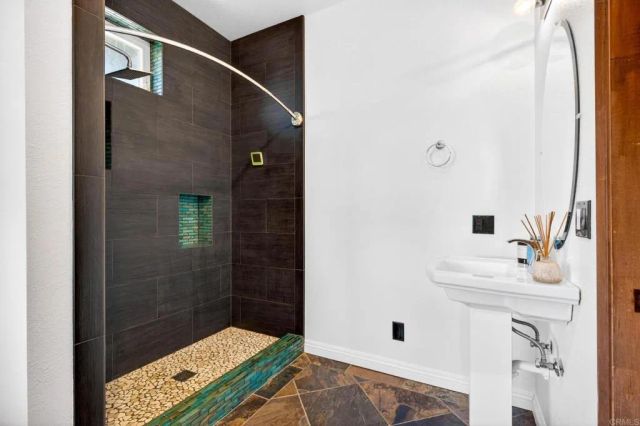 1190 Mulberry Drive, San Marcos, CA 92069