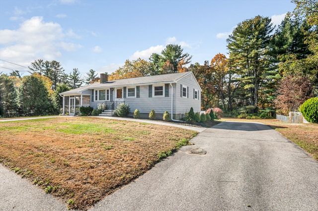 1370 Varnum Ave, Lowell, MA 01854