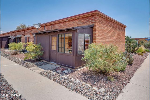 262 S Paseo Cerro Unit A, Green Valley, AZ 85614