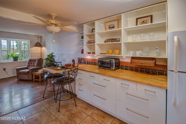 262 S Paseo Cerro Unit A, Green Valley, AZ 85614