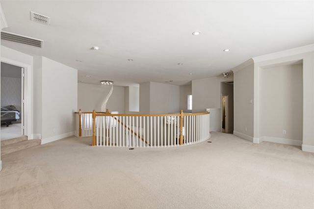 6925 Medallion Drive, Plano, TX 75024