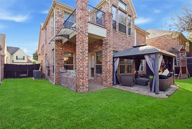 6925 Medallion Drive, Plano, TX 75024