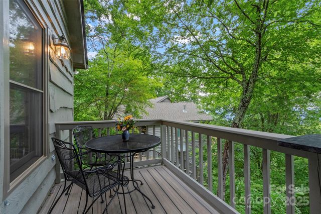 135 Club House Drive 5A, Burnsville, NC 28714