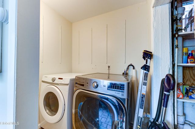 452 Hudson Avenue, Albany, NY 12203