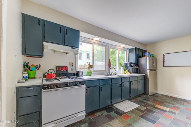 452 Hudson Avenue, Albany, NY 12203