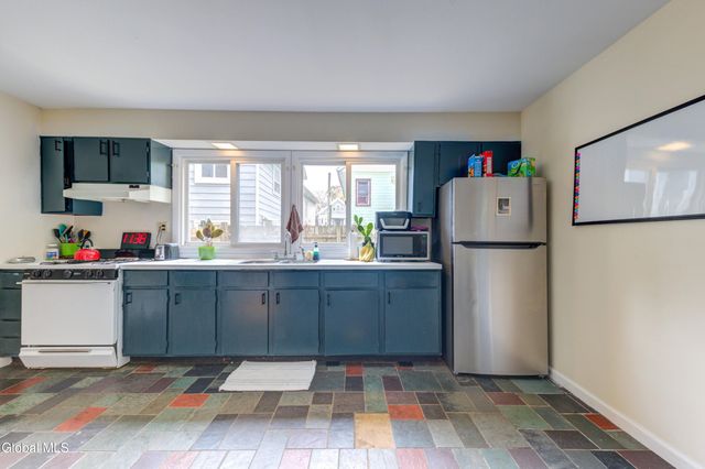 452 Hudson Avenue, Albany, NY 12203