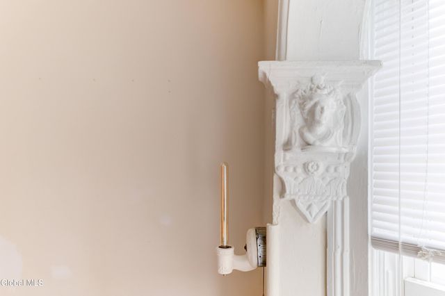 452 Hudson Avenue, Albany, NY 12203