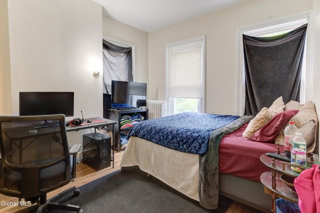 452 Hudson Avenue, Albany, NY 12203