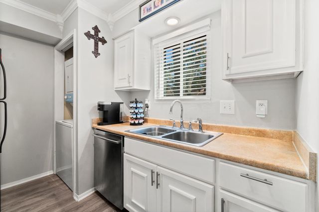 12100 Melville Drive 302C, Montgomery, TX 77356