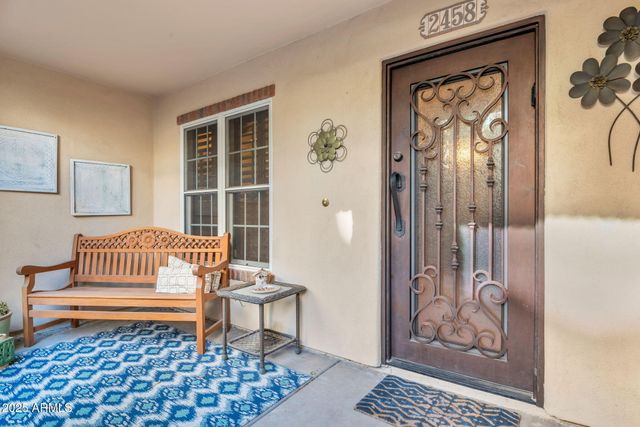2458 E ROMA Avenue, Phoenix, AZ 85016